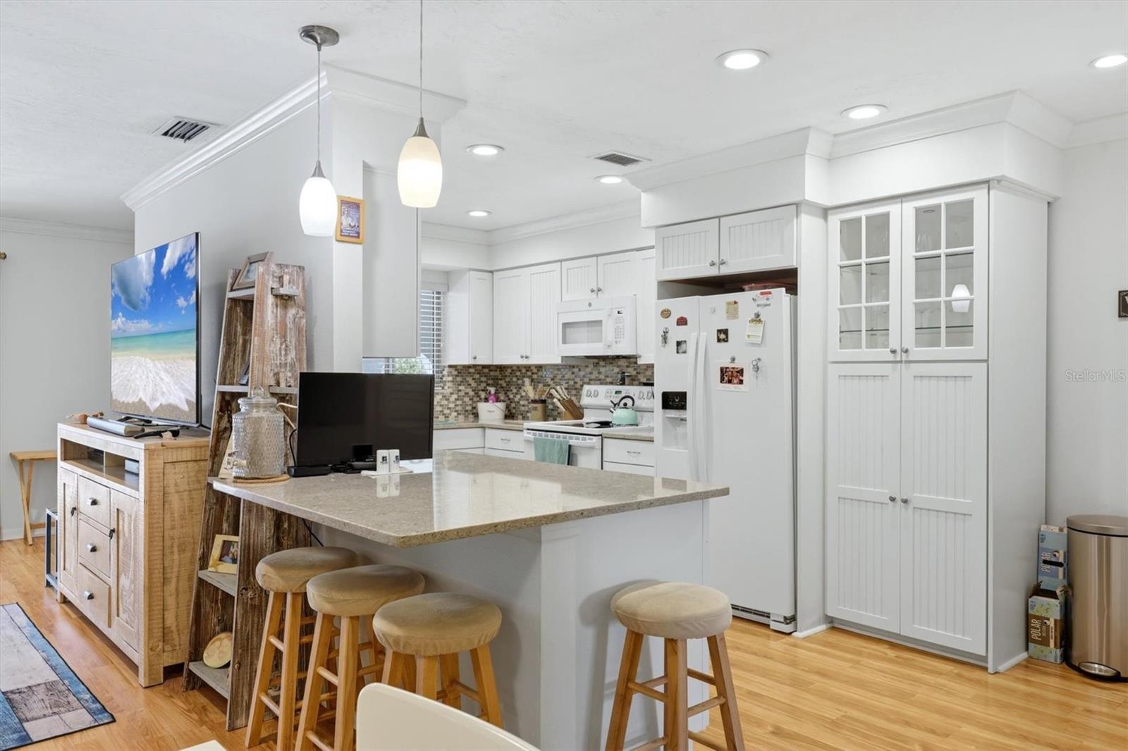 1707 SOUTHWOOD ST #1707 — photo 5