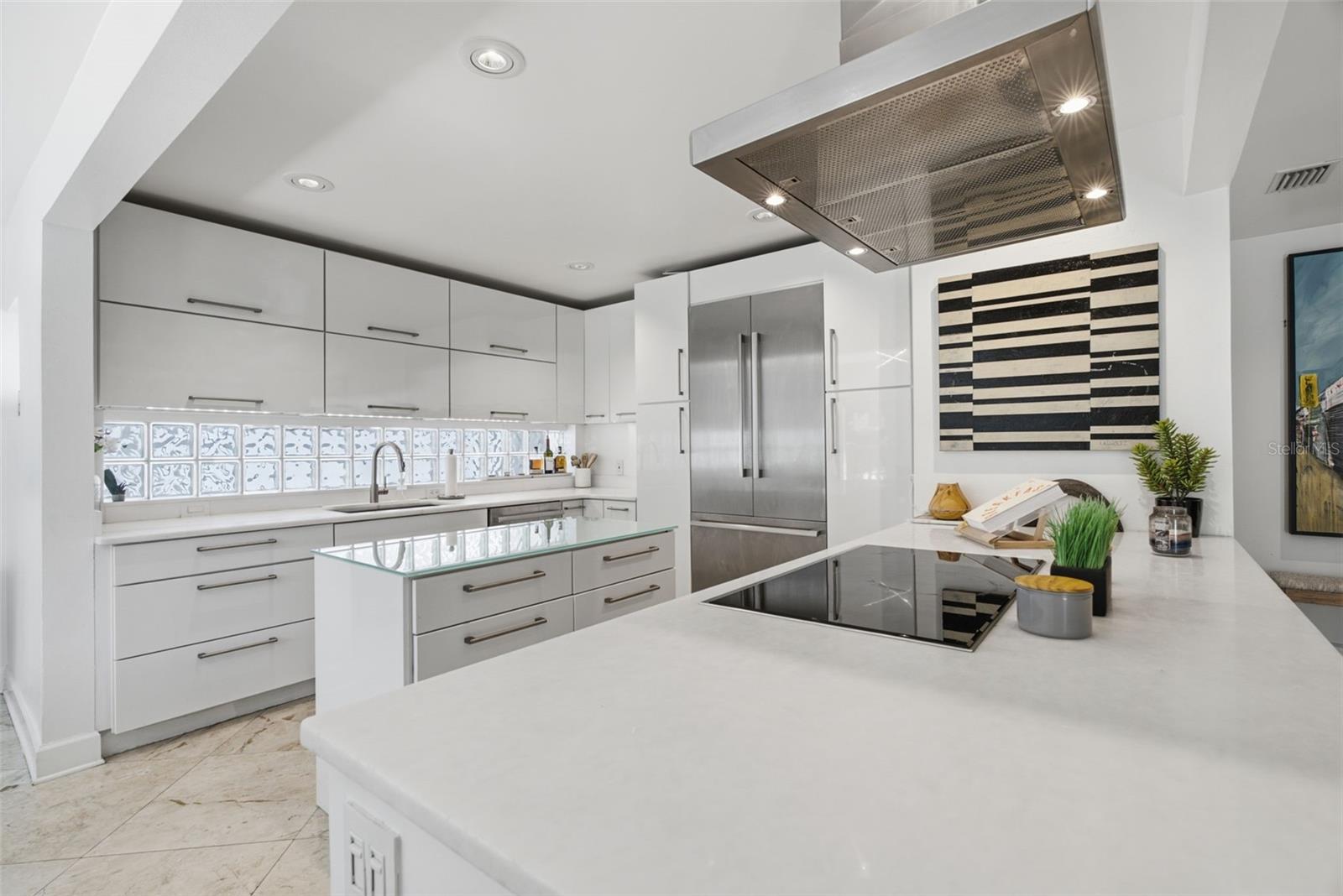 2701 CHAMBRAY LN — photo 10