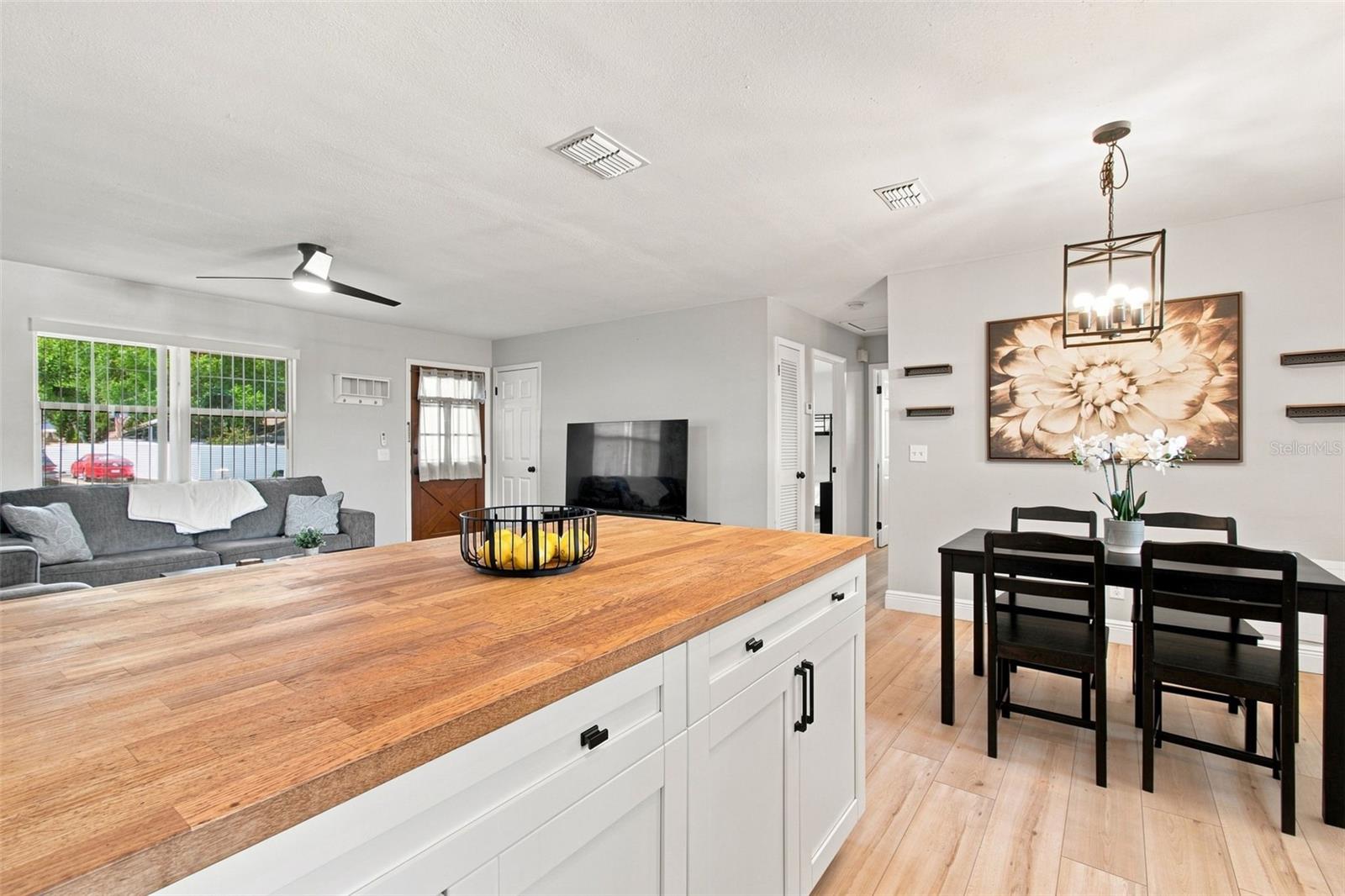 5206 PARADE ST — photo 34