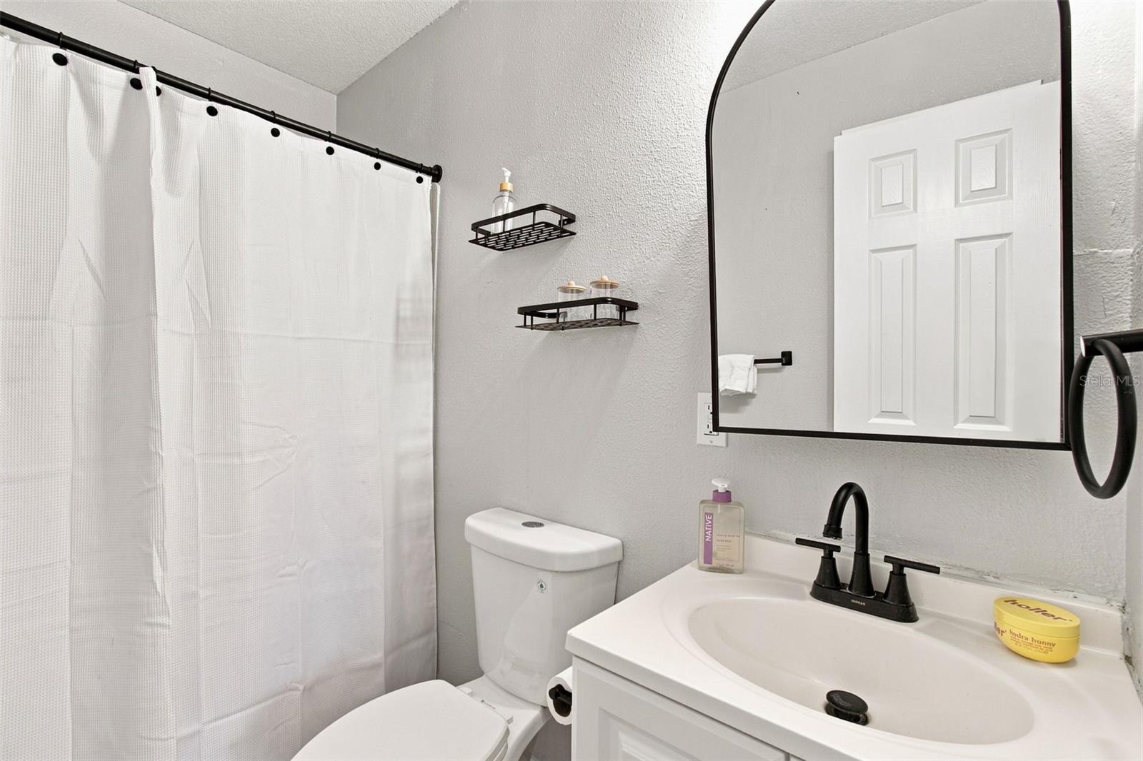 5206 PARADE ST — photo 41