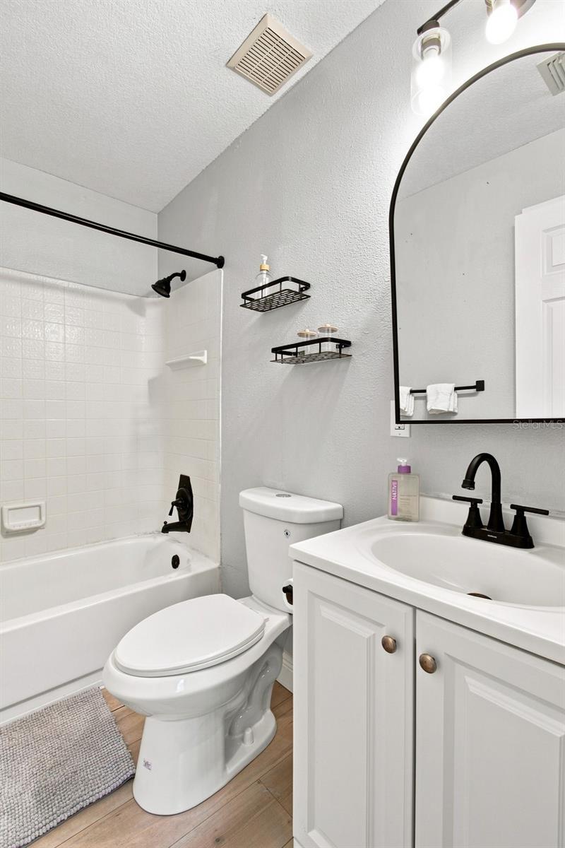 5206 PARADE ST — photo 74