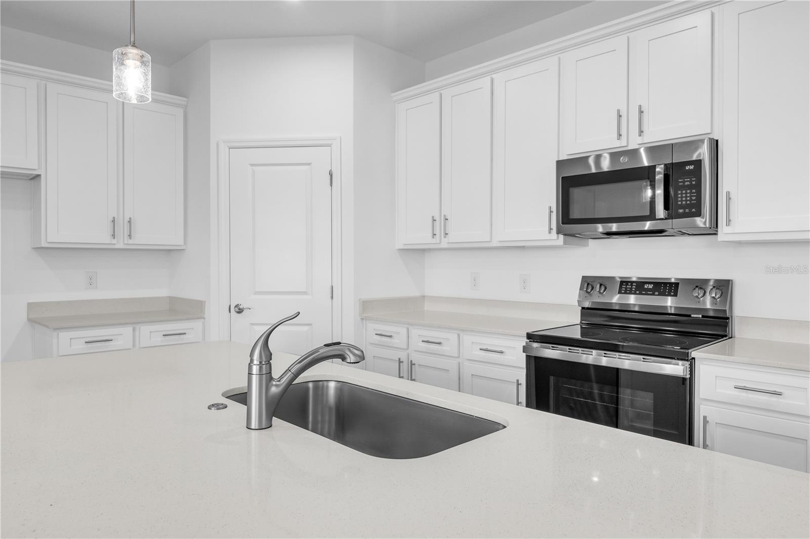 10063 MORNING MEADOWLARK TRL — photo 8