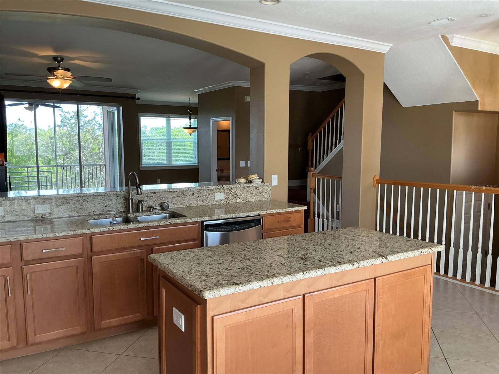 7059 ISLAMORADA CIR — photo 6