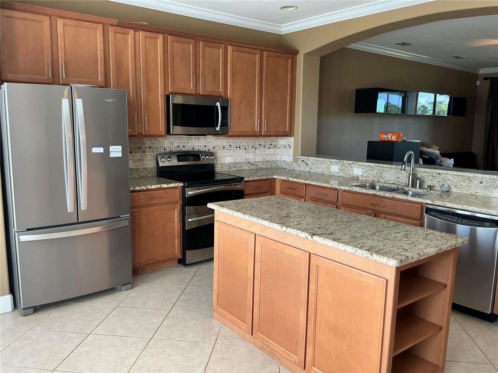 7059 ISLAMORADA CIR — photo 5