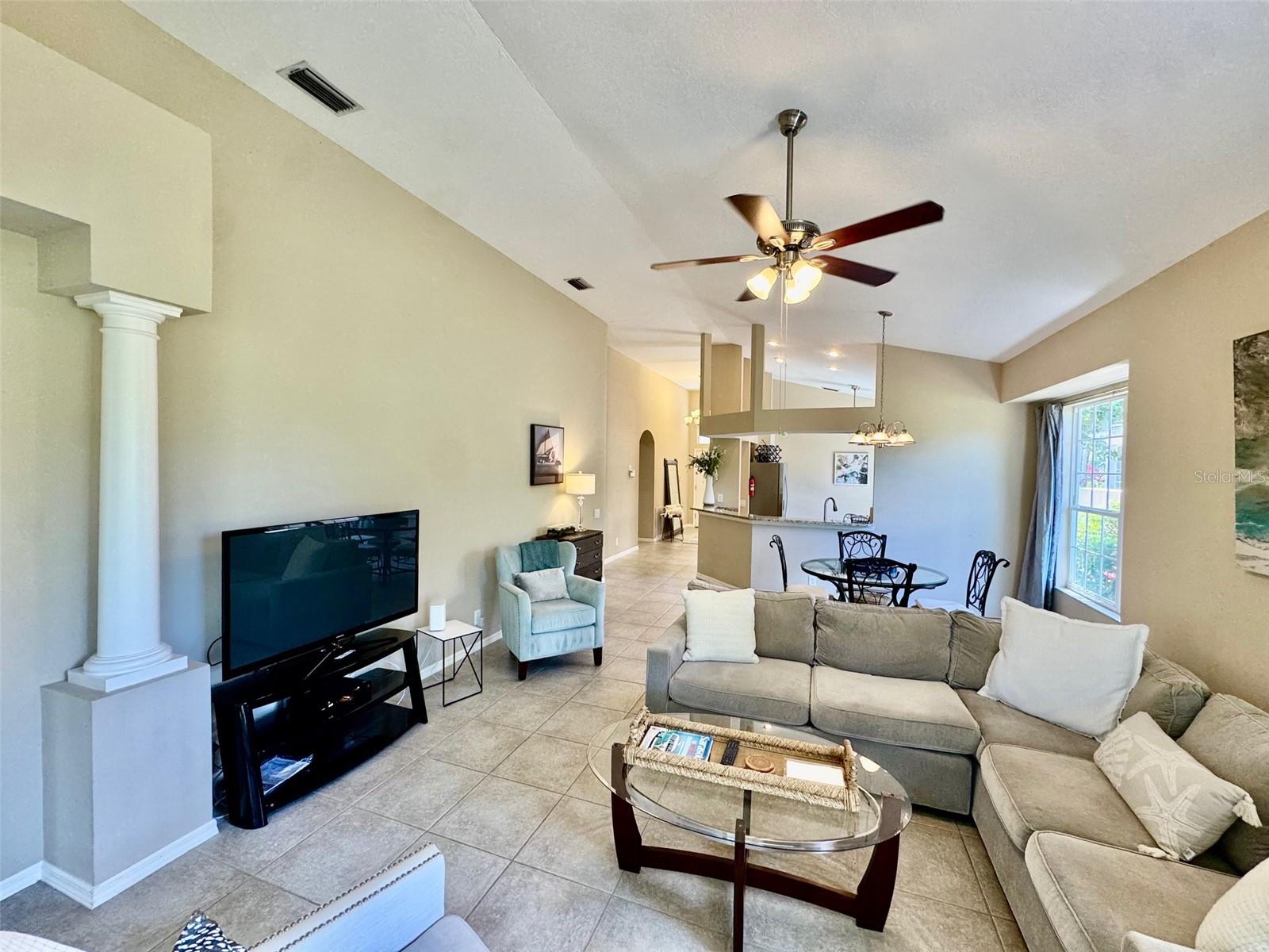7330 KENSINGTON CT — photo 7