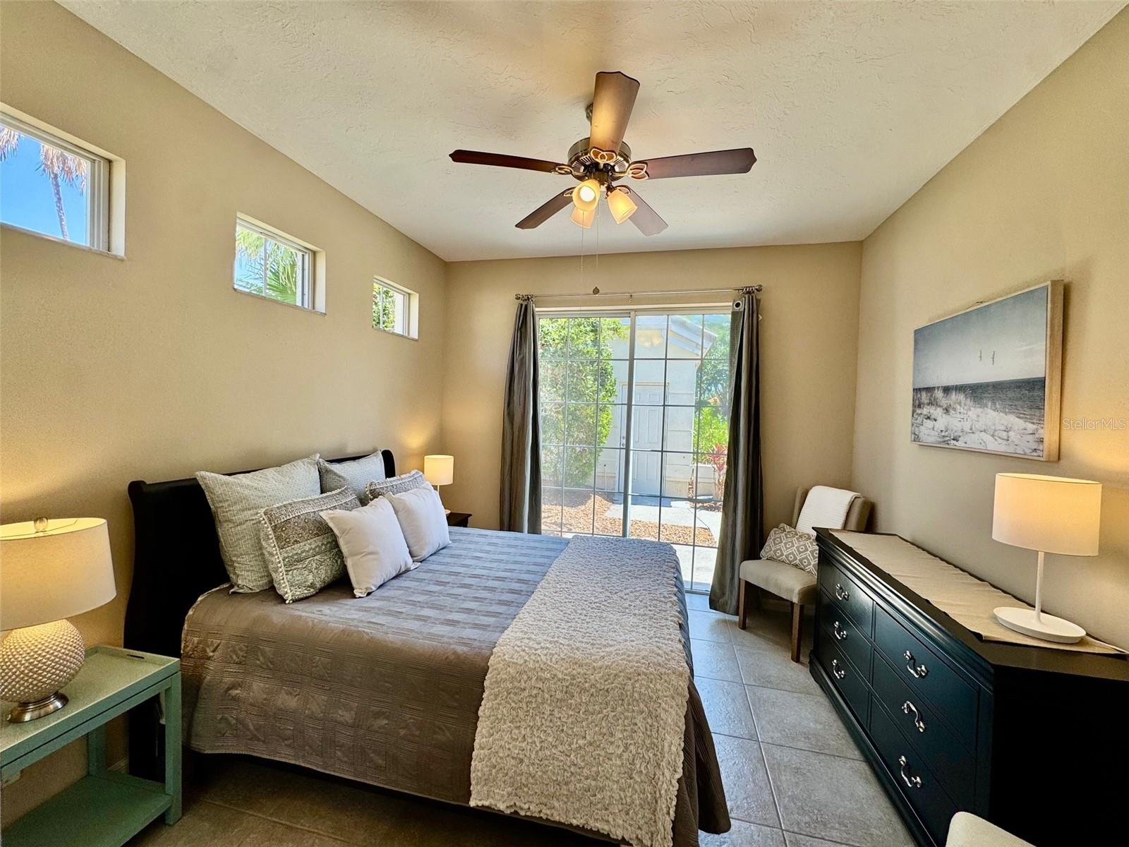 7330 KENSINGTON CT — photo 18