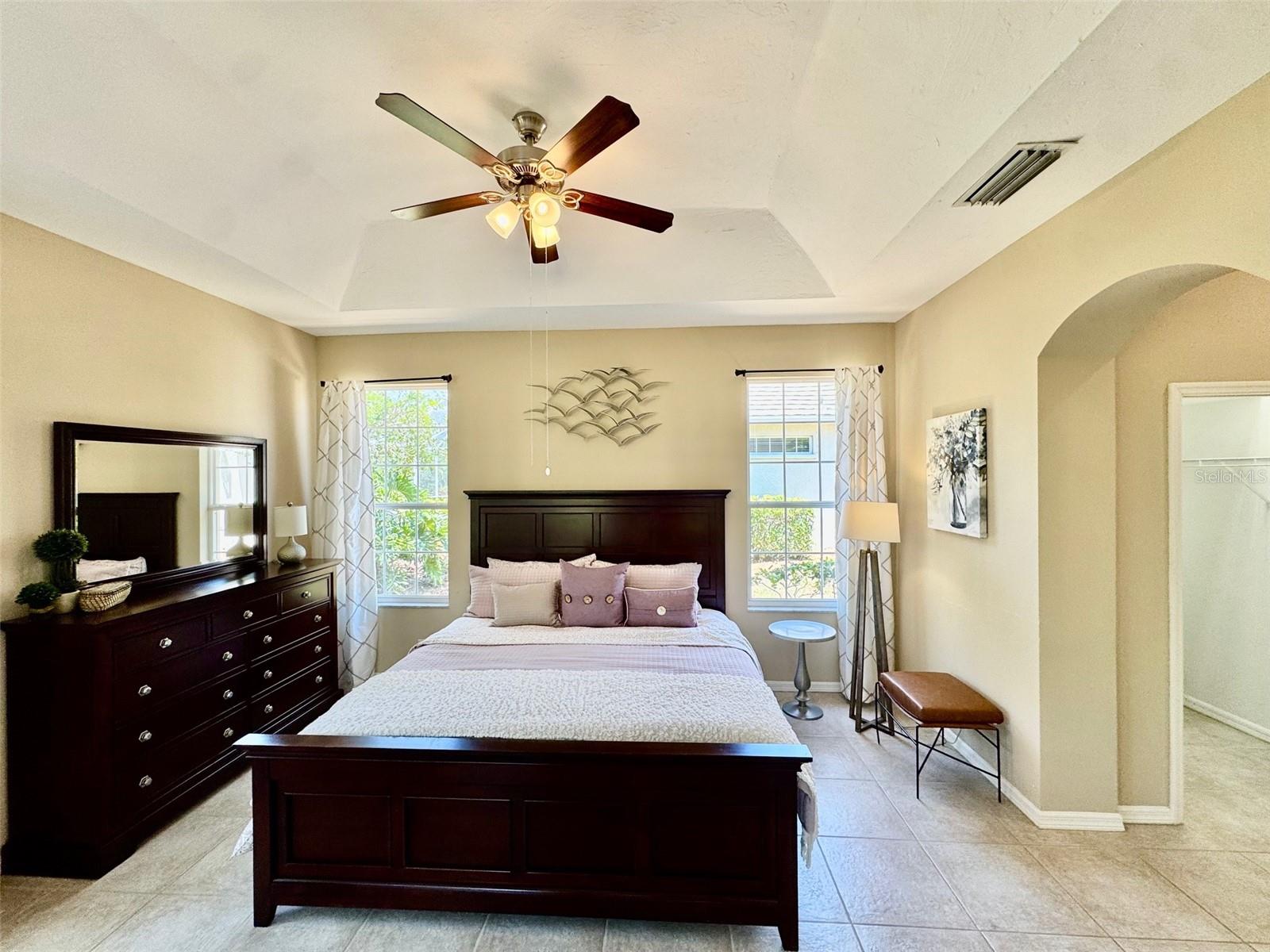 7330 KENSINGTON CT — photo 11