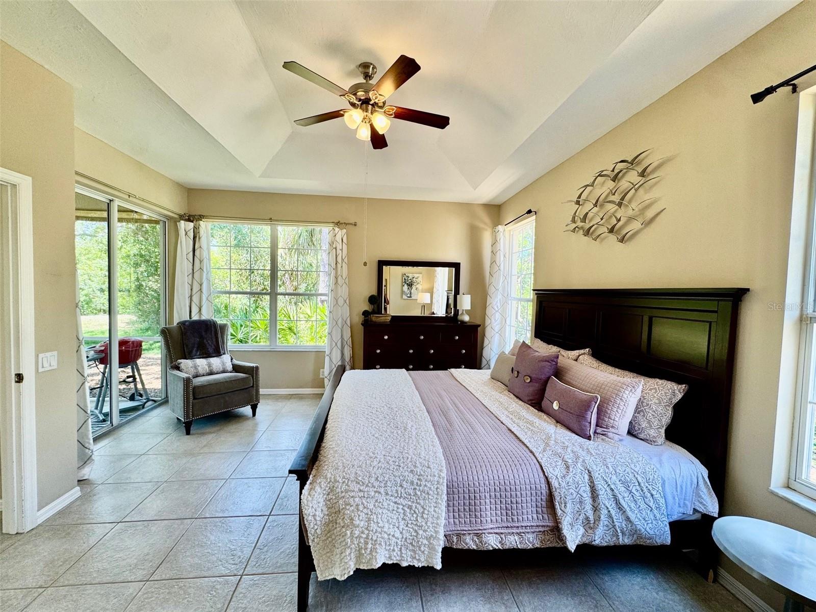 7330 KENSINGTON CT — photo 12