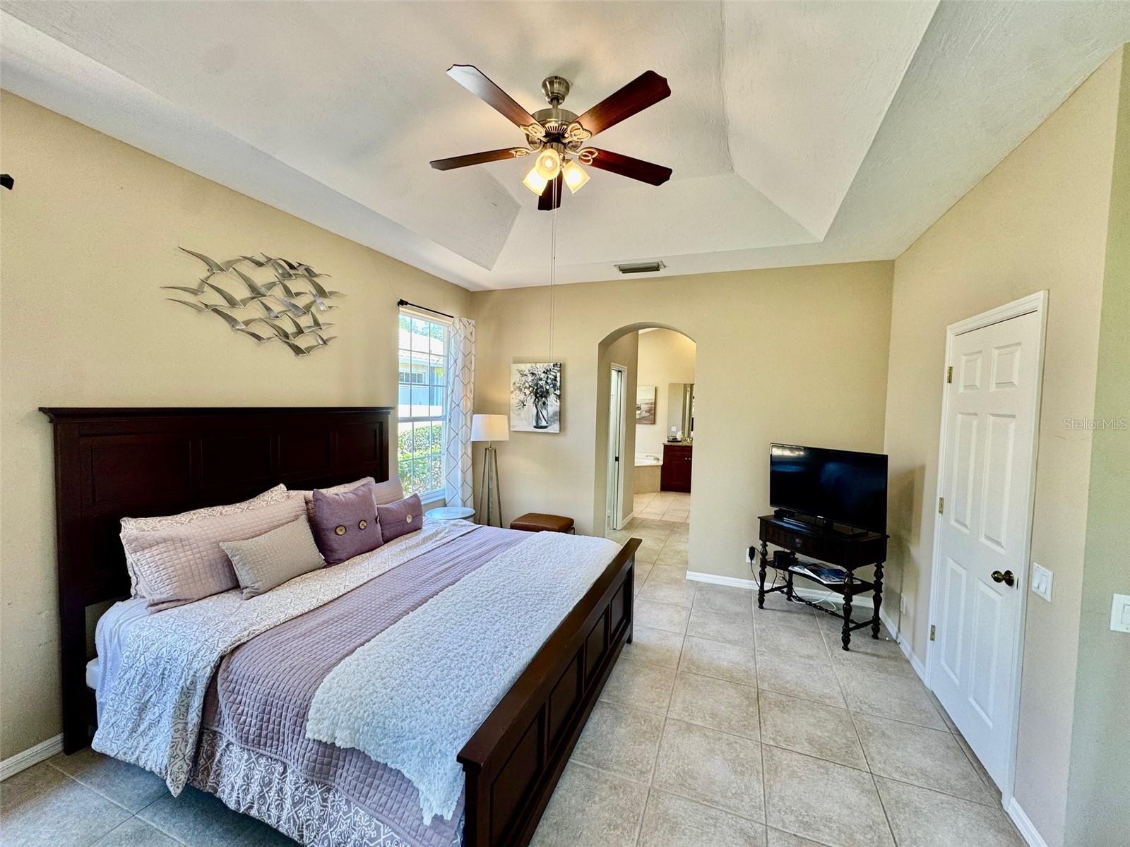 7330 KENSINGTON CT — photo 13