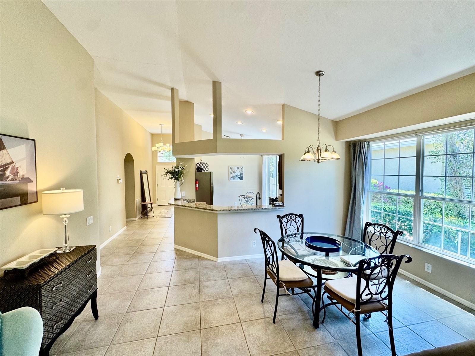 7330 KENSINGTON CT — photo 6
