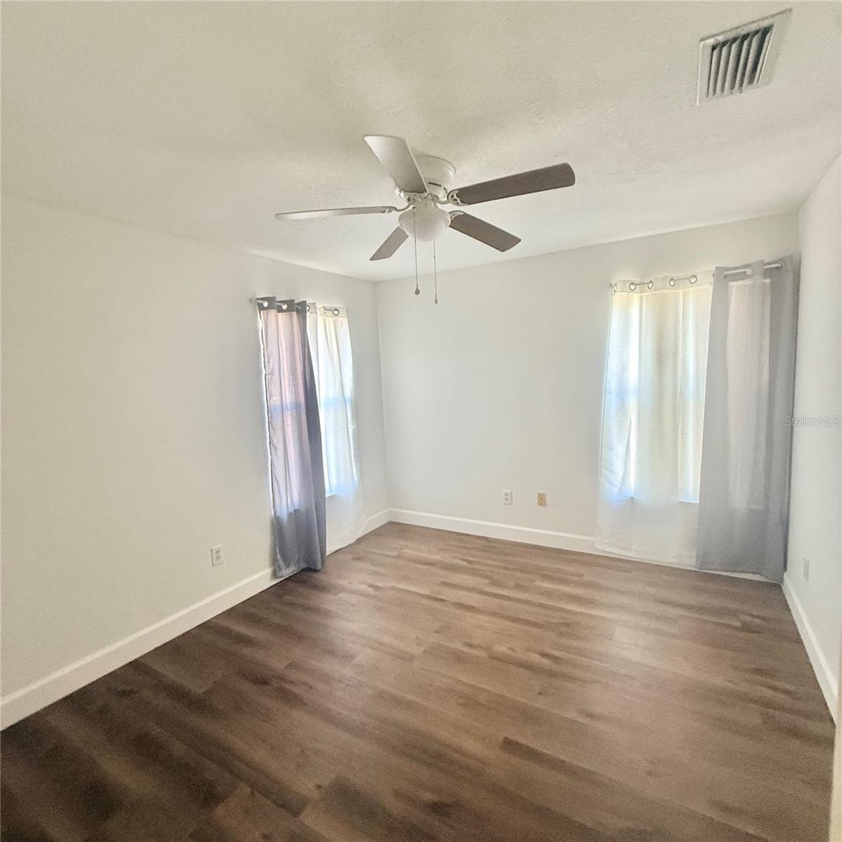4978 TRINIDAD DR — photo 25