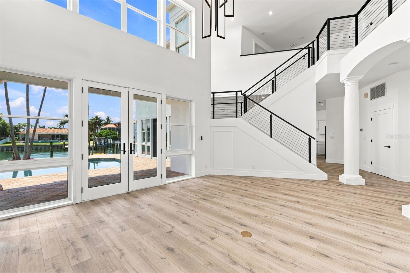 461 PALM IS NE — photo 10