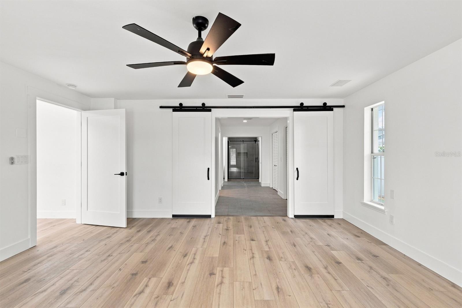 461 PALM IS NE — photo 12