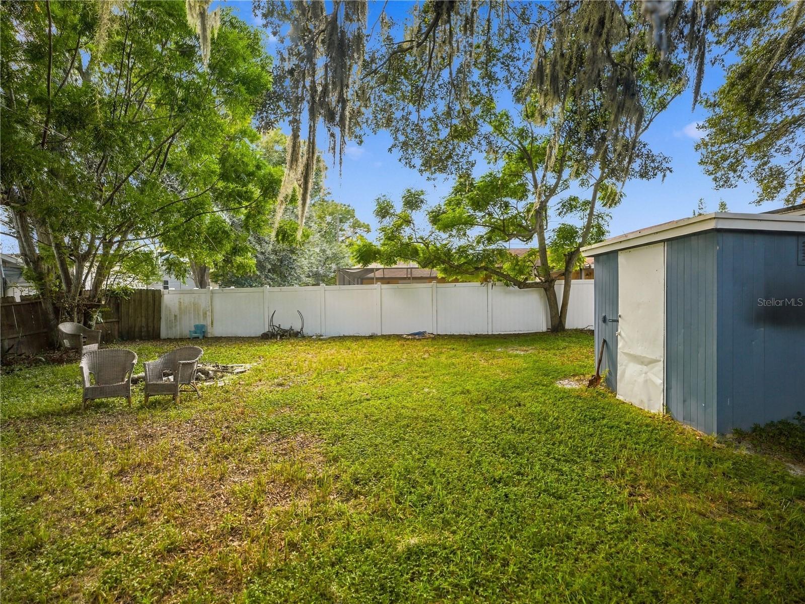 8104 BADGER LN — photo 25