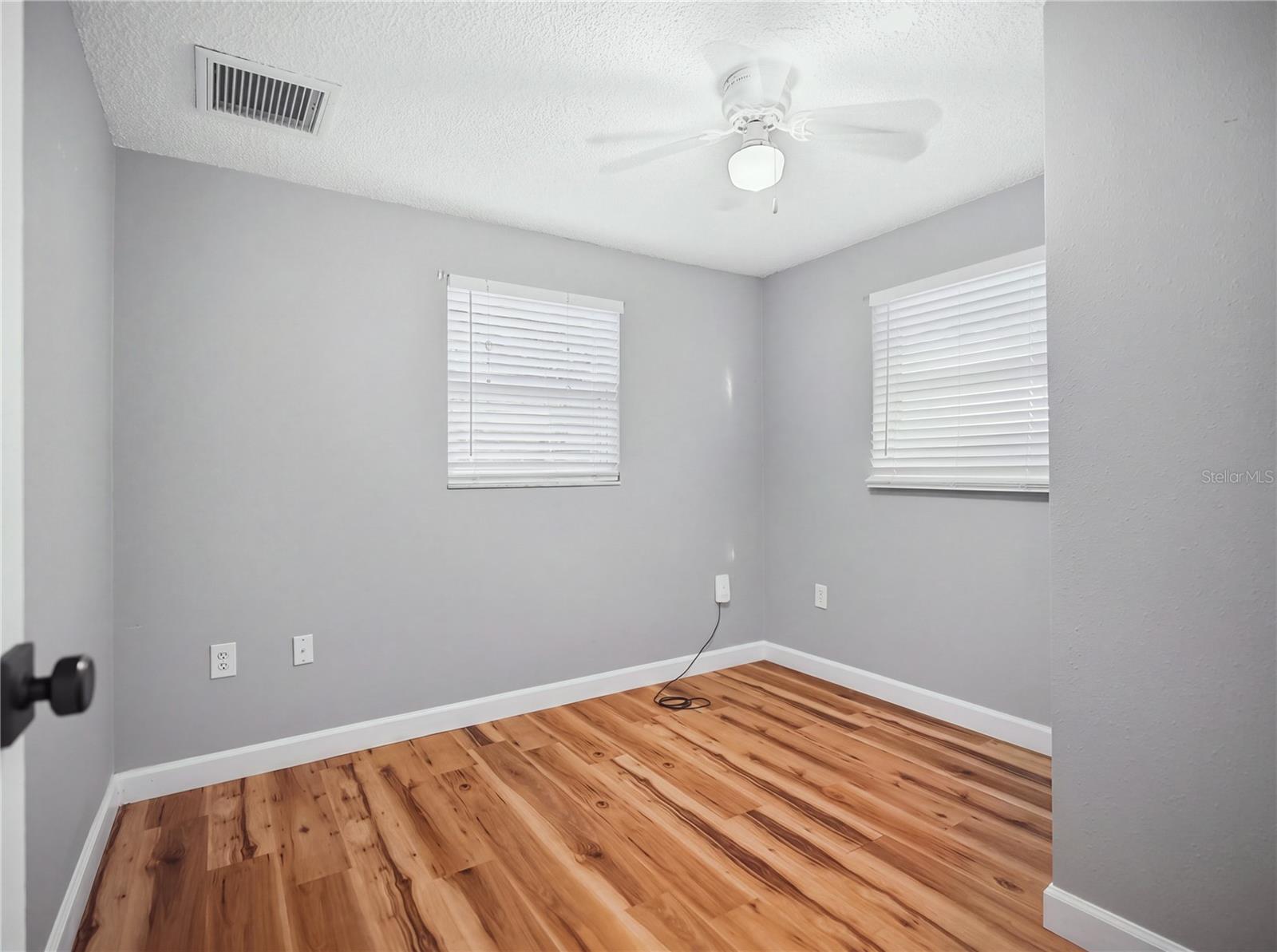8104 BADGER LN — photo 21
