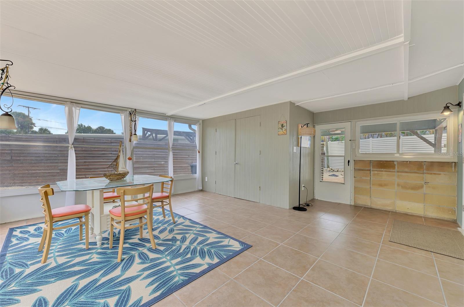 4626 GLEASON AVE — photo 28