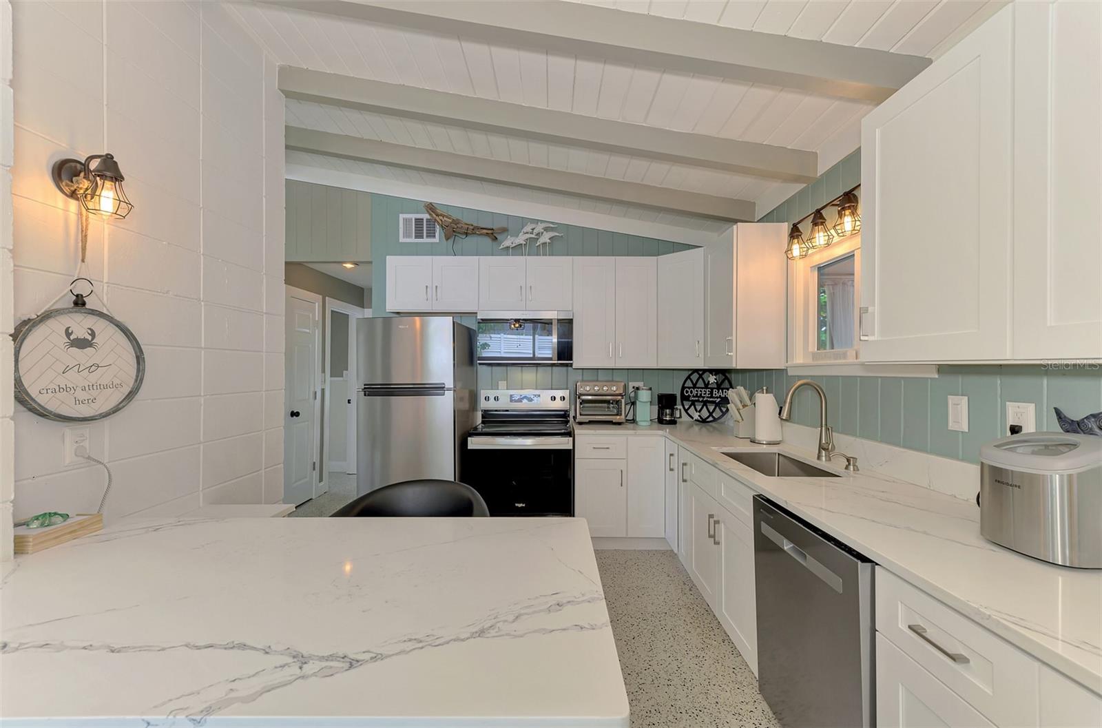 4626 GLEASON AVE — photo 16