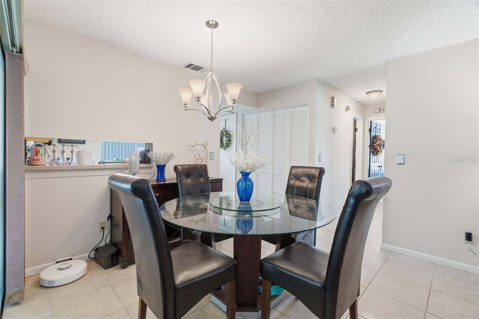 10816 FAIRFIELD VILLAGE DR — photo 12