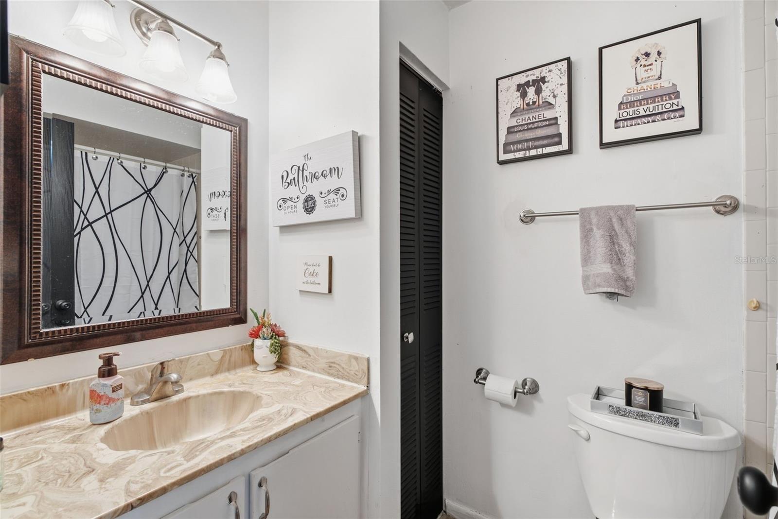 10816 FAIRFIELD VILLAGE DR — photo 21