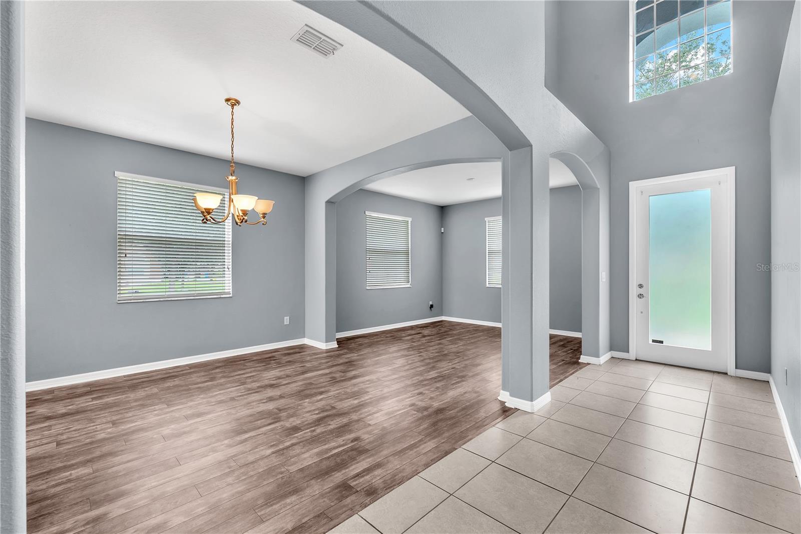 10626 LIBERTY BELL DR — photo 2