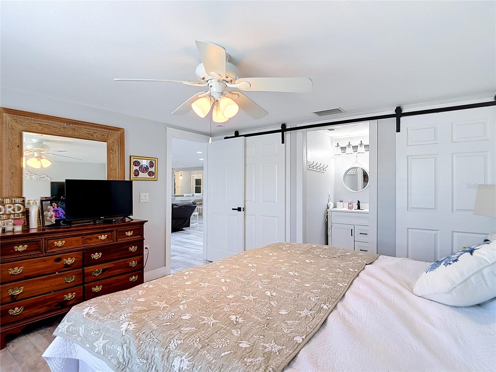 3516 FLORAMAR TER — photo 32
