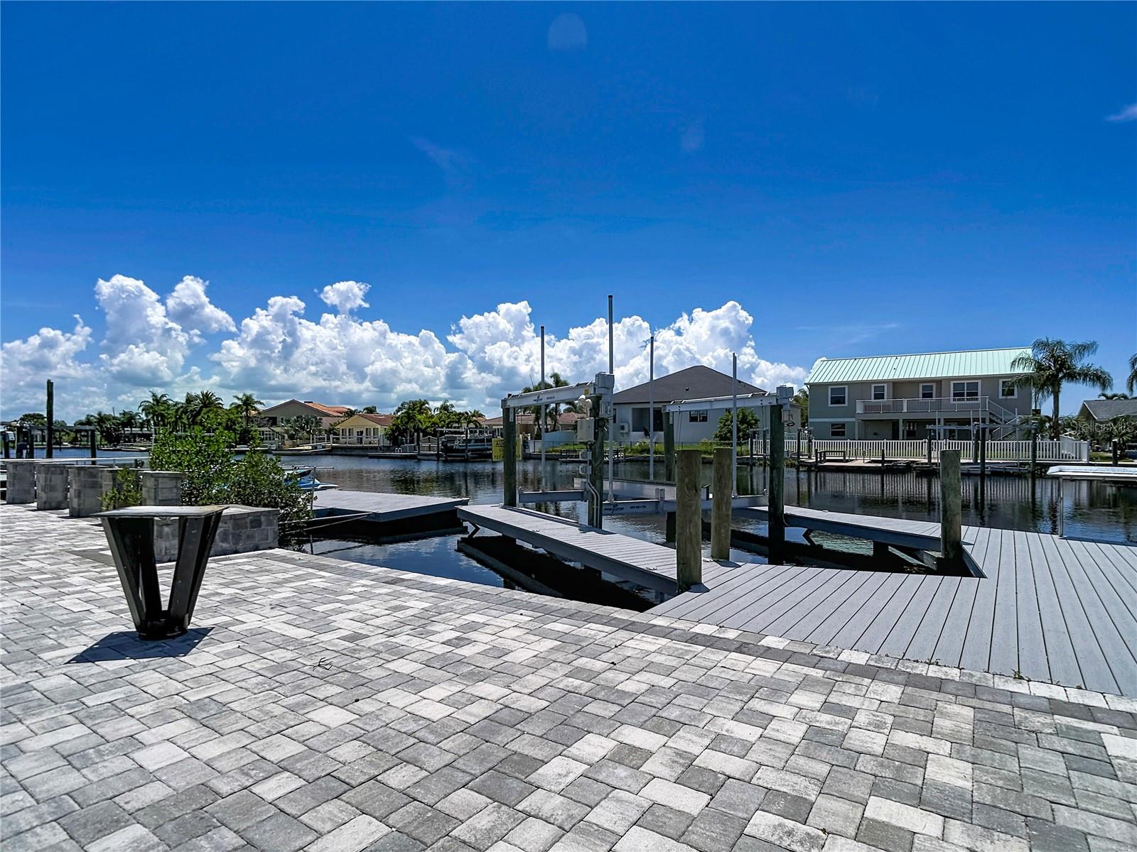 3516 FLORAMAR TER — photo 65