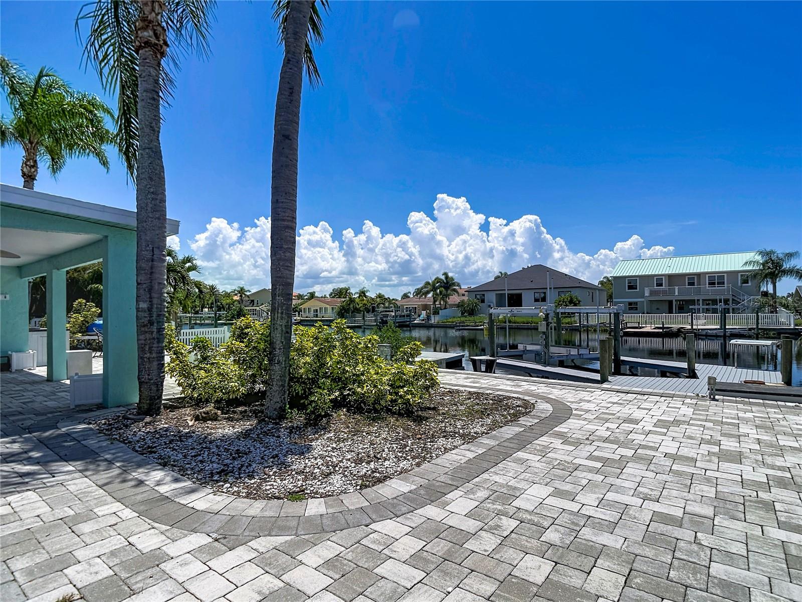 3516 FLORAMAR TER — photo 63