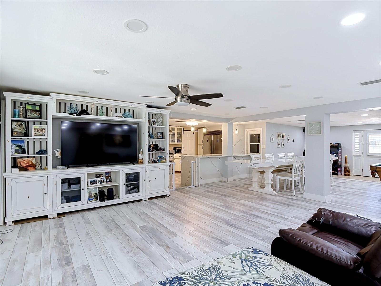 3516 FLORAMAR TER — photo 27