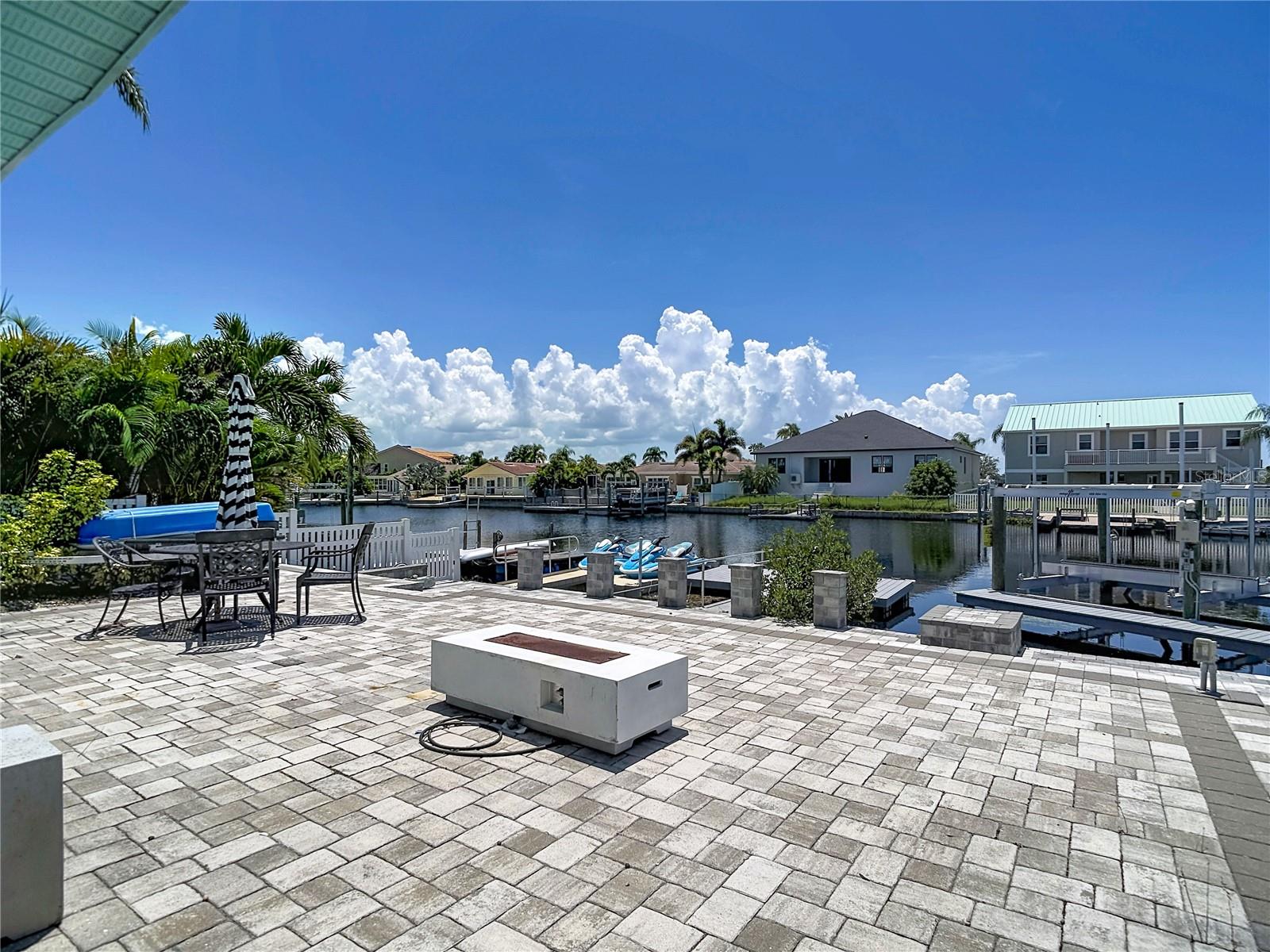 3516 FLORAMAR TER — photo 54