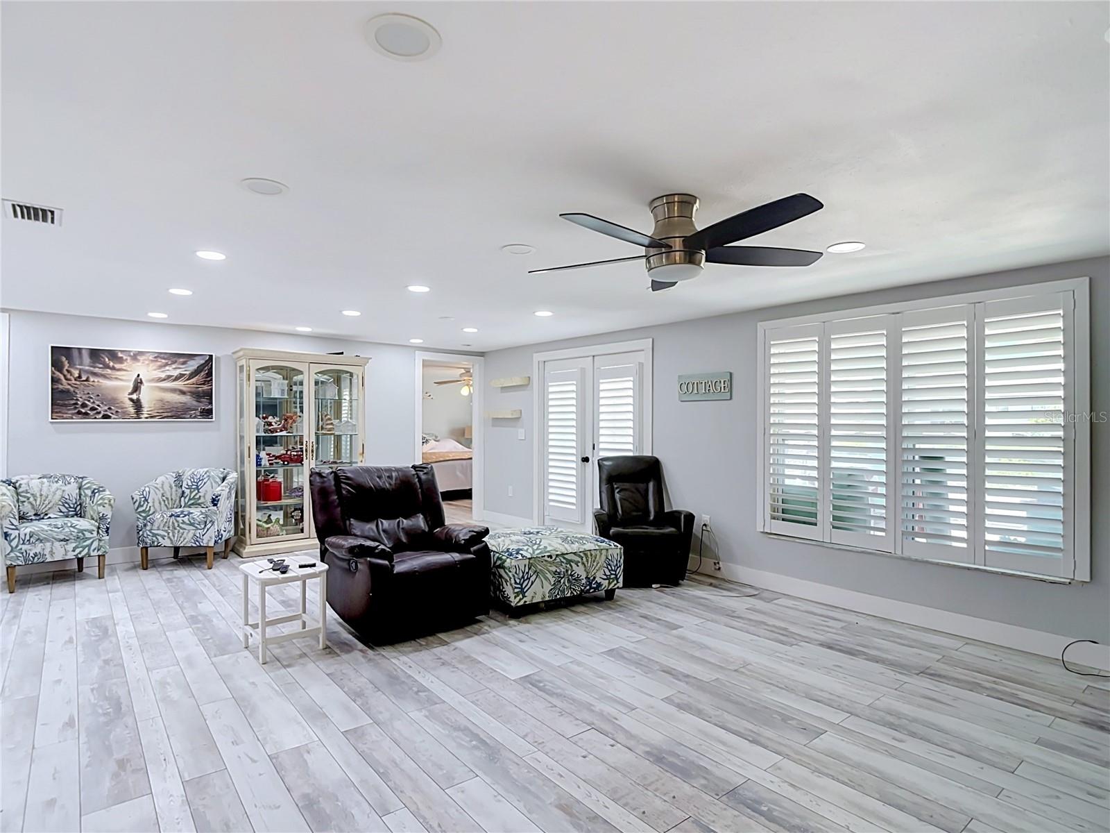 3516 FLORAMAR TER — photo 25