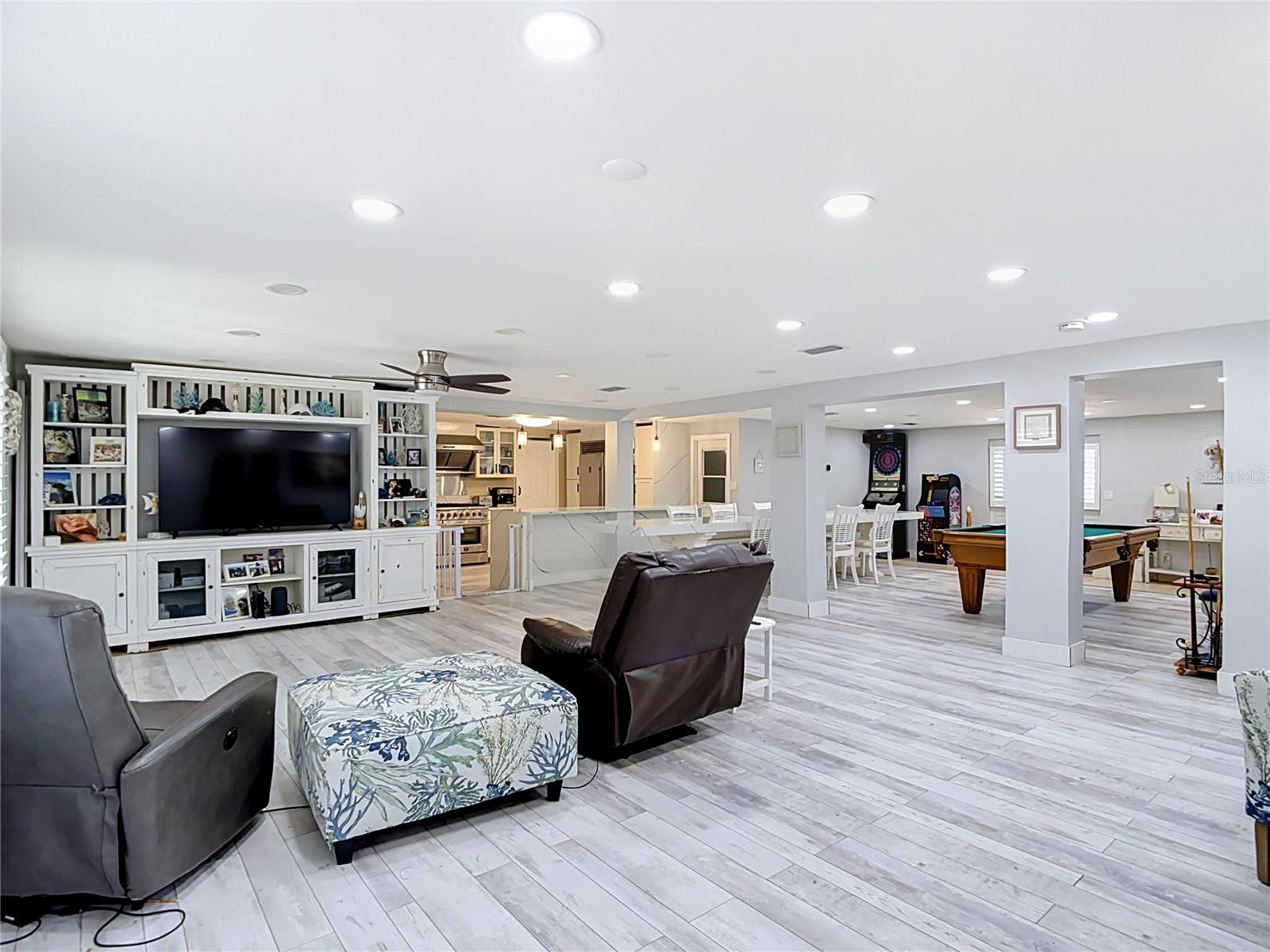 3516 FLORAMAR TER — photo 28