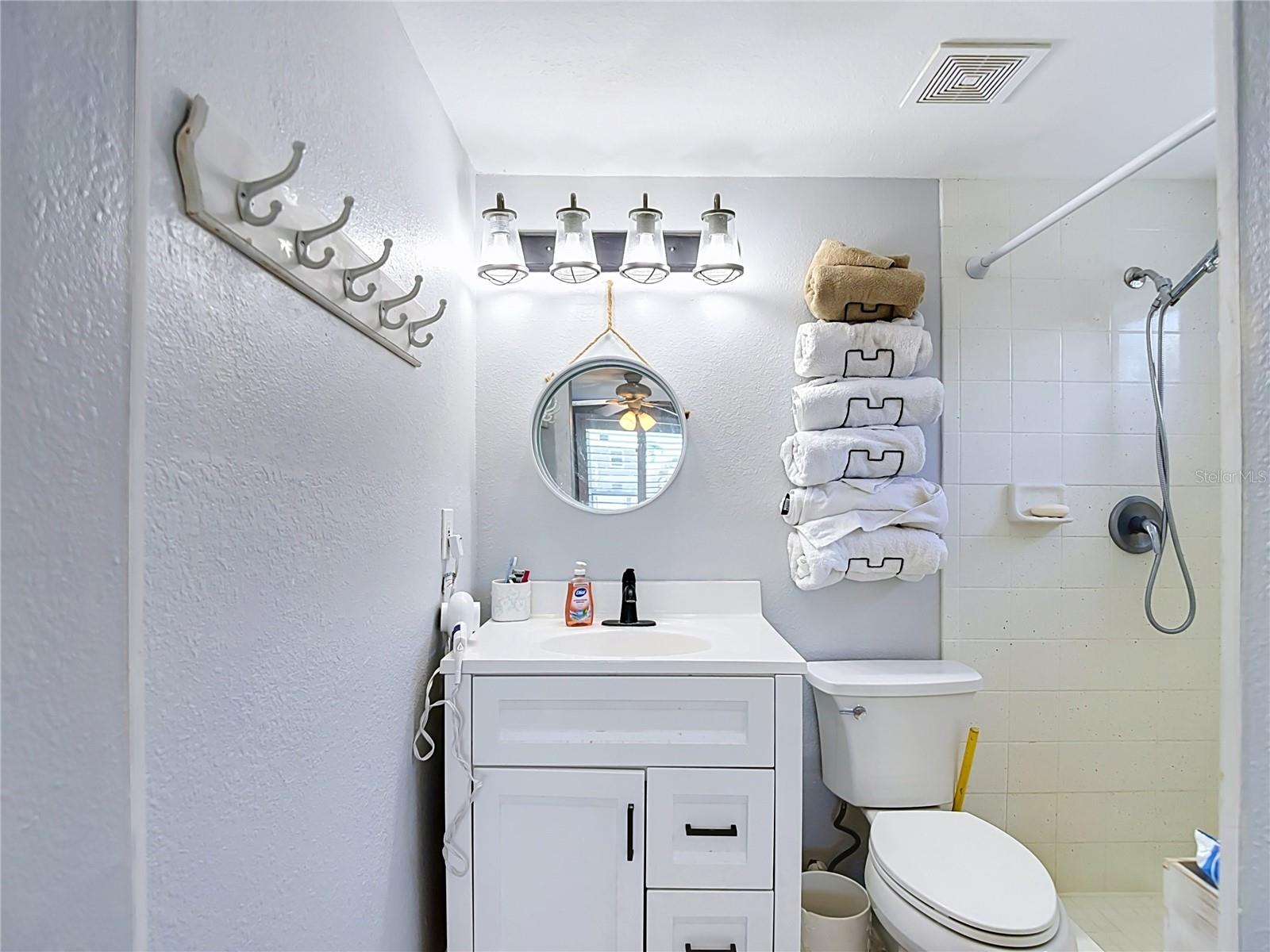 3516 FLORAMAR TER — photo 33