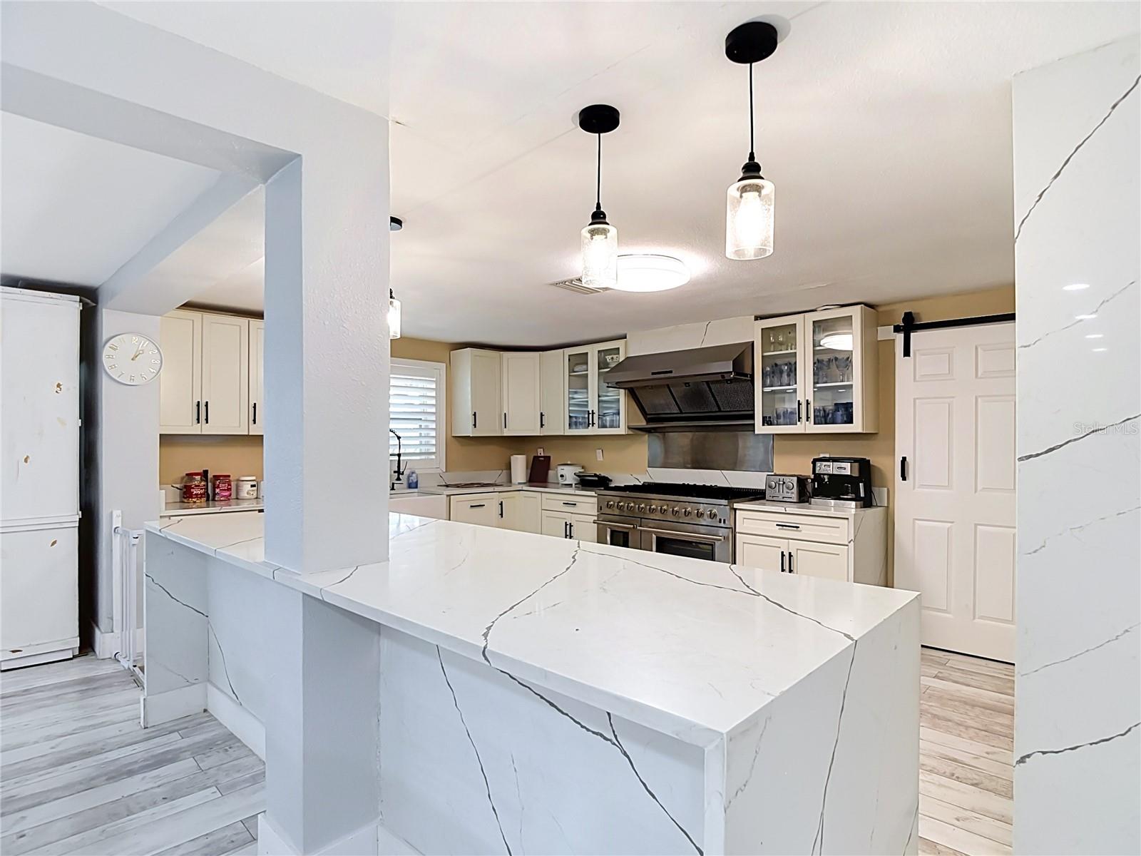 3516 FLORAMAR TER — photo 22