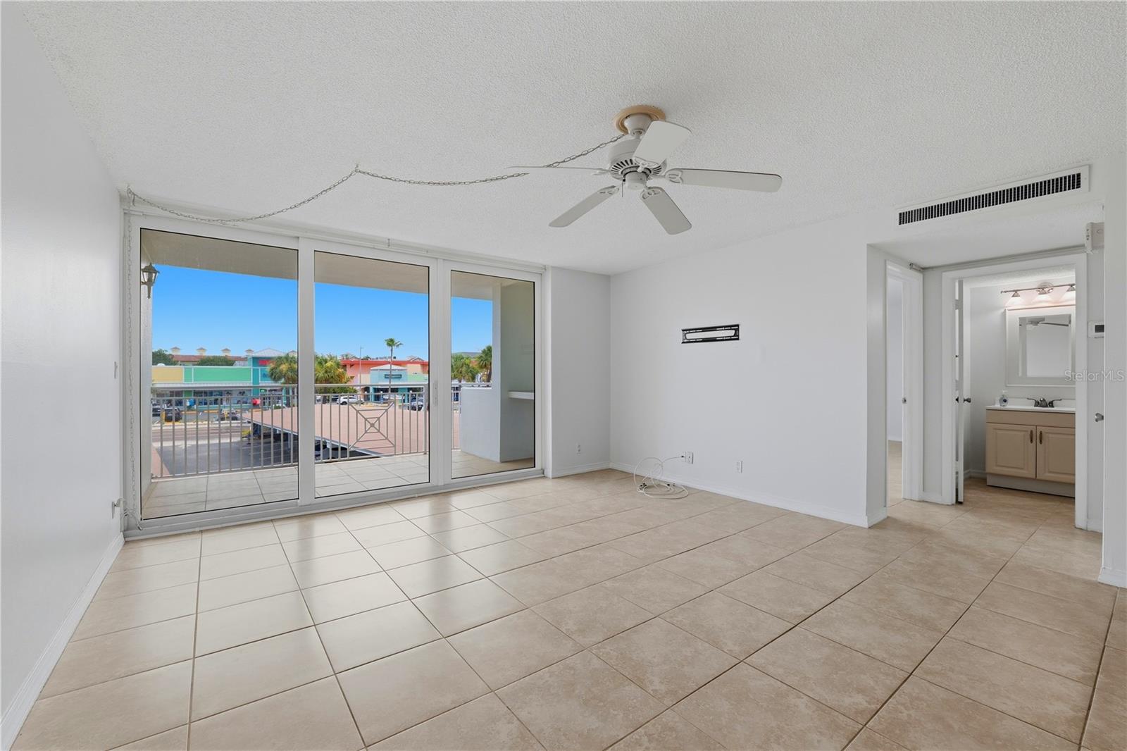 675 S GULFVIEW BLVD #206 — photo 10