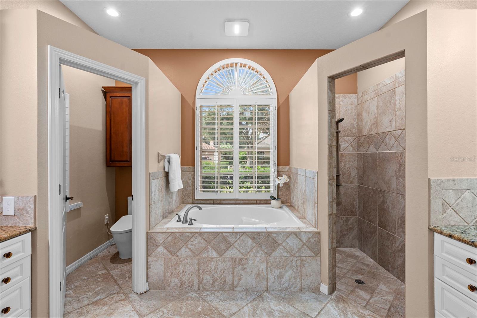 3626 JUSTIN DR — photo 32