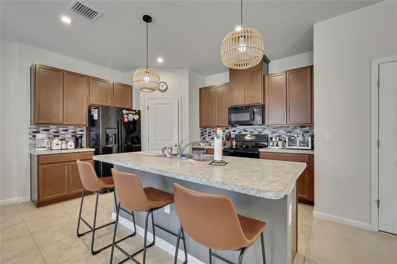 11912 THORNCREST DR — photo 16