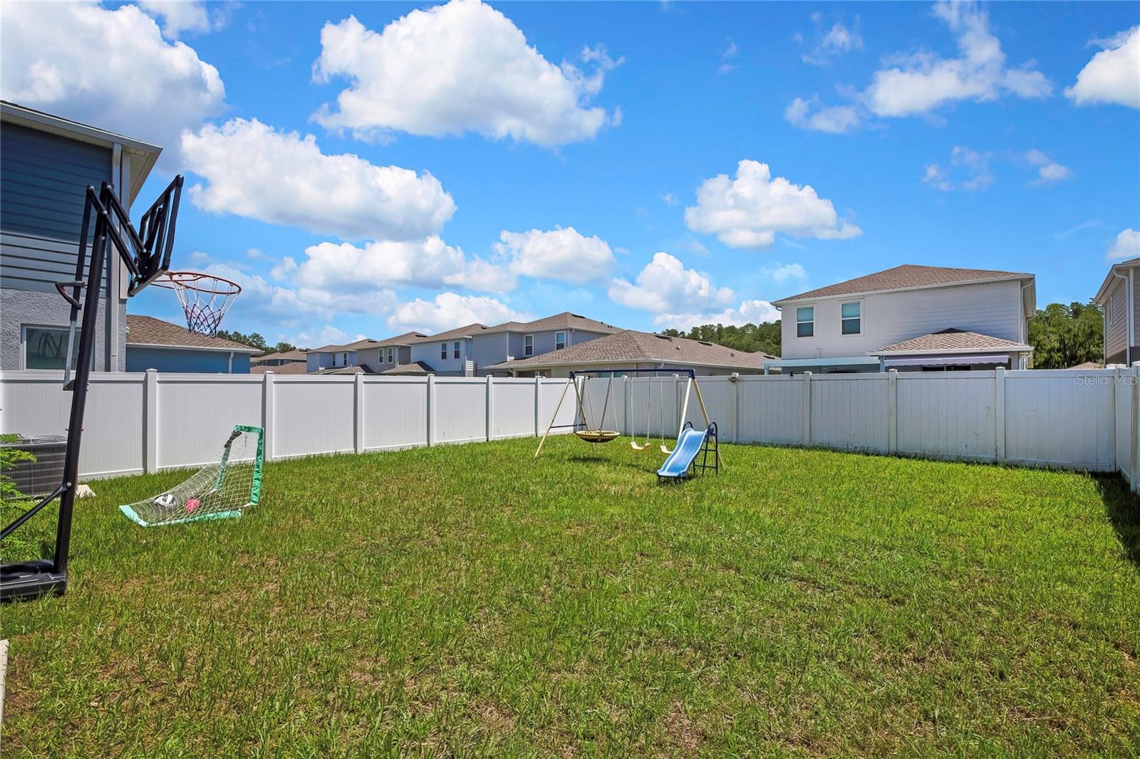 11912 THORNCREST DR — photo 37