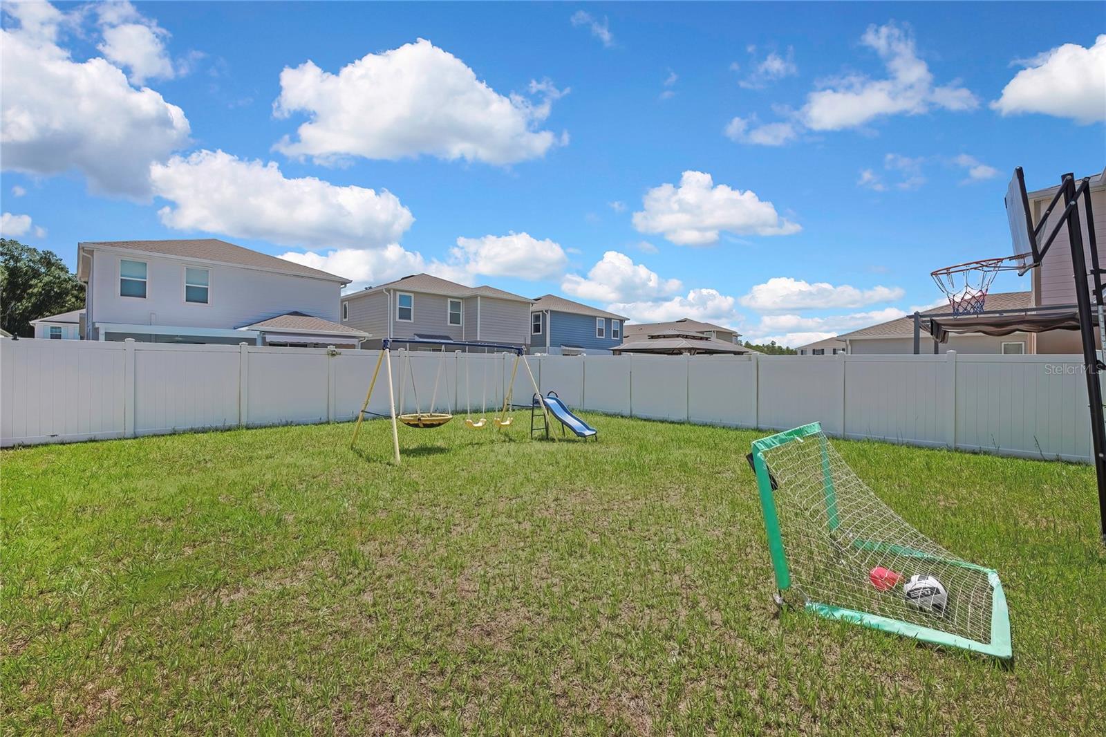 11912 THORNCREST DR — photo 39