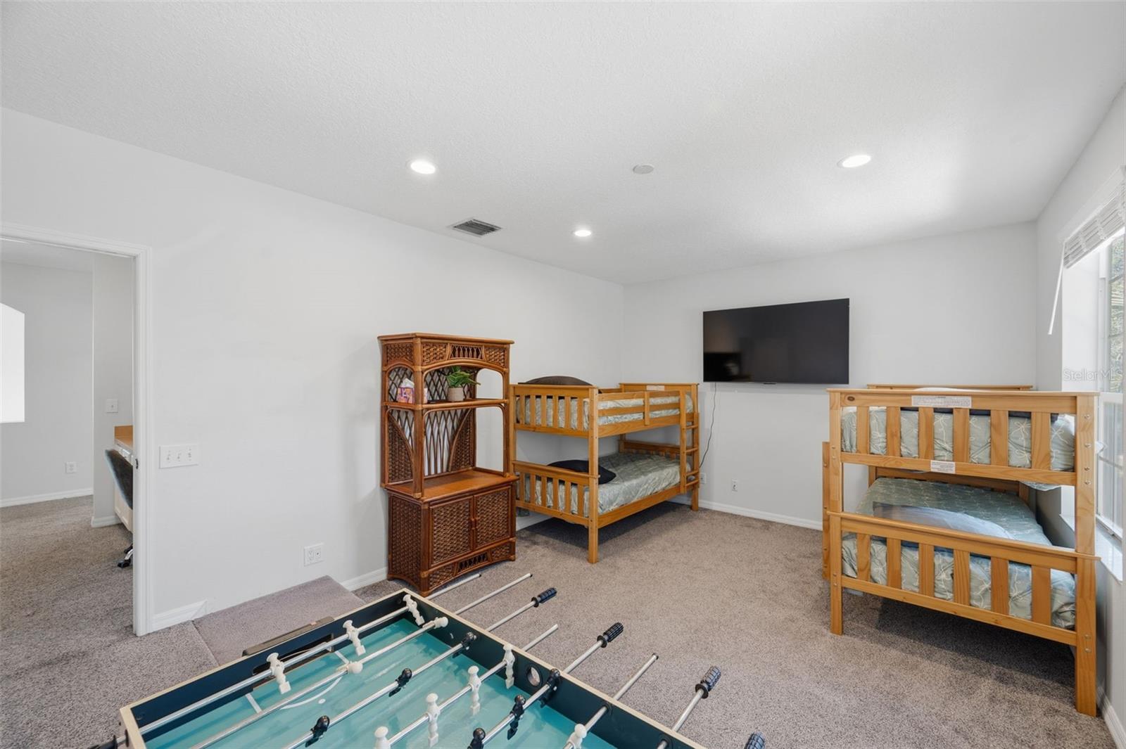 1542 MCCREA DR — photo 46