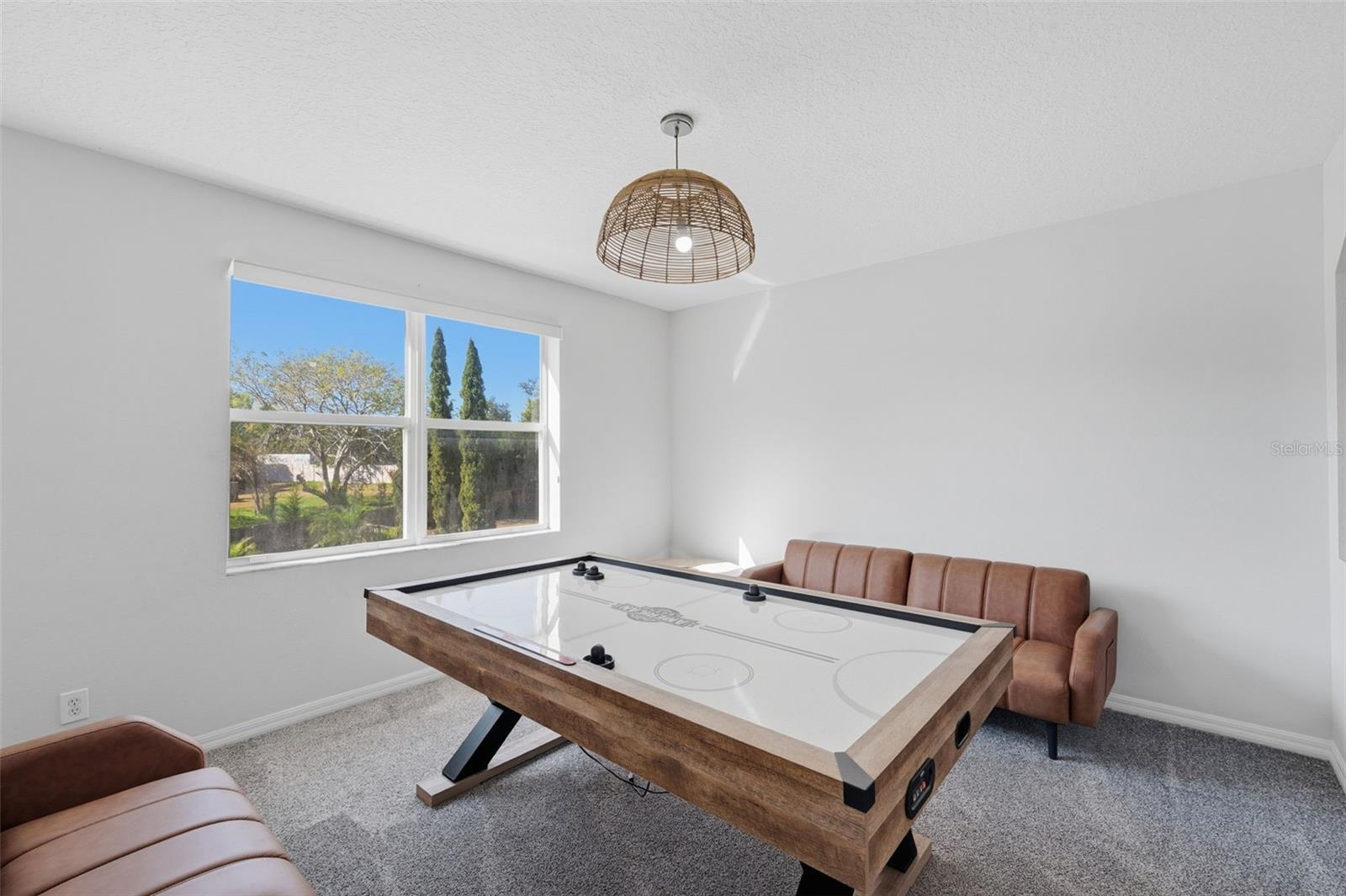 1542 MCCREA DR — photo 63