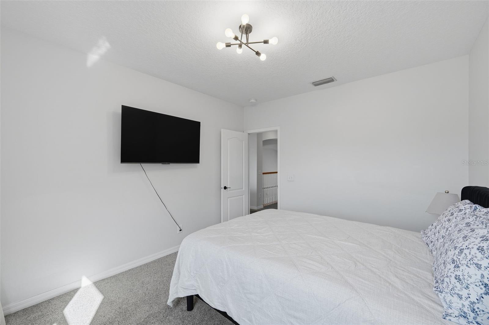 1542 MCCREA DR — photo 62