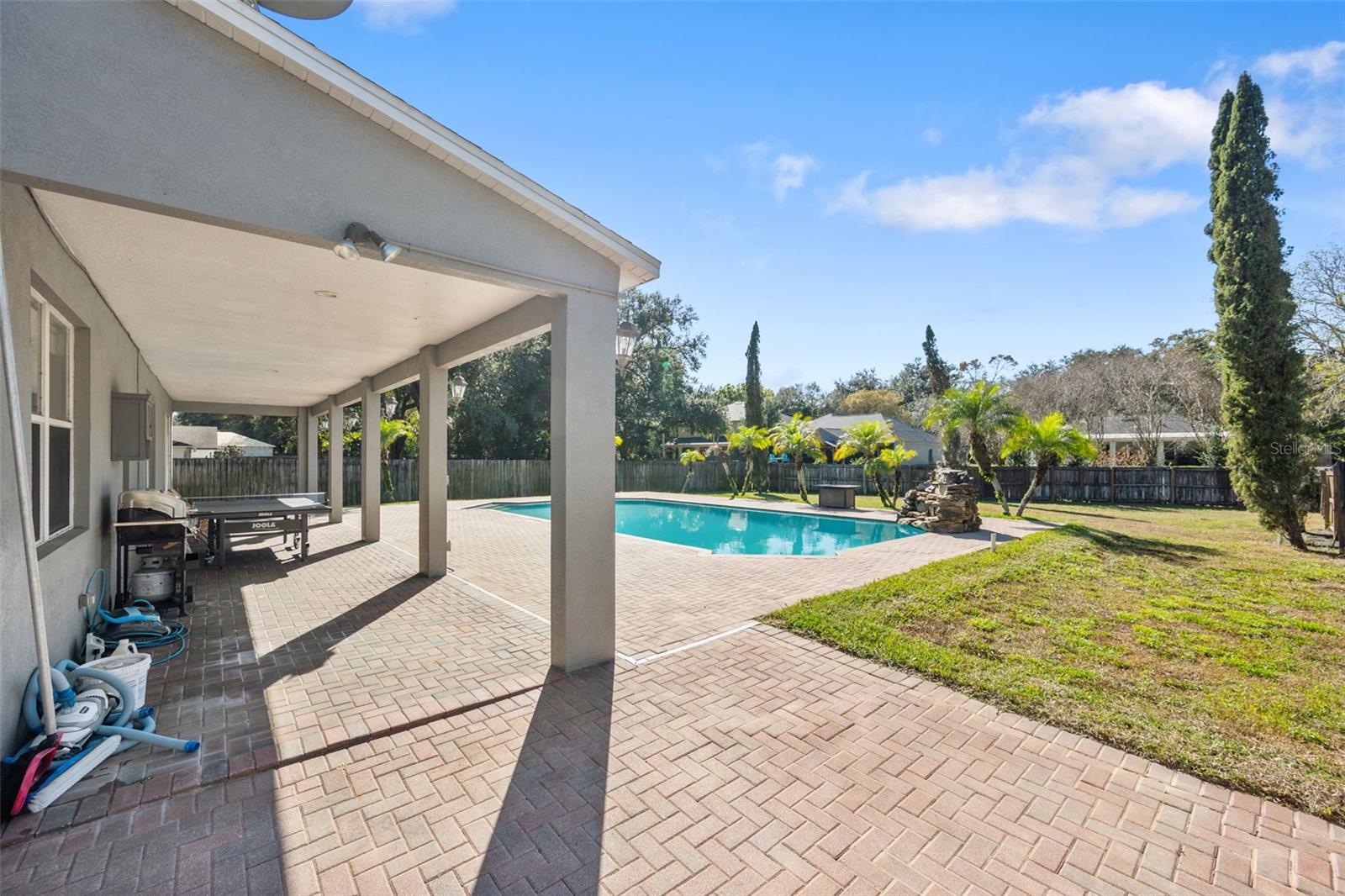 1542 MCCREA DR — photo 83