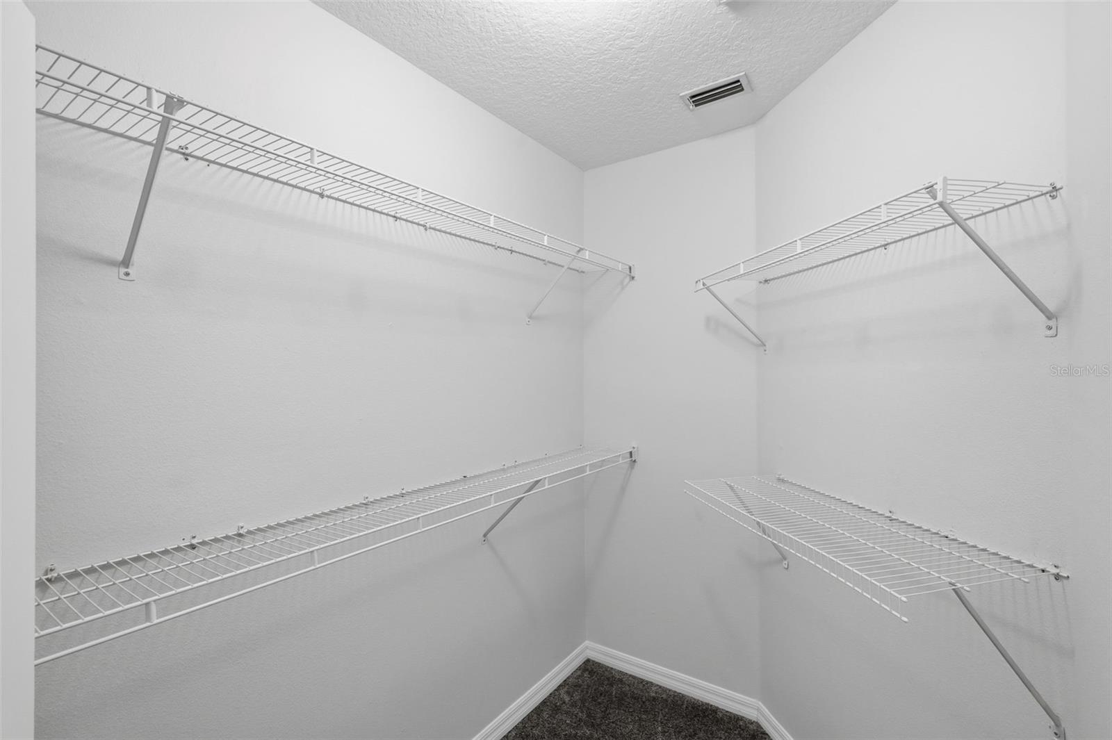 1542 MCCREA DR — photo 77
