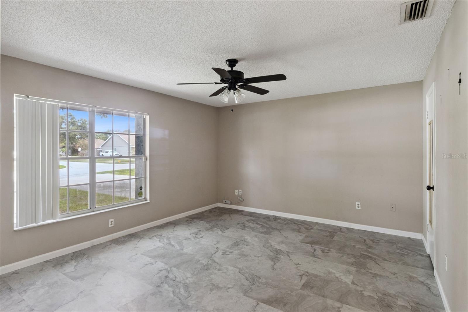 3244 LAUREL DALE DR — photo 15