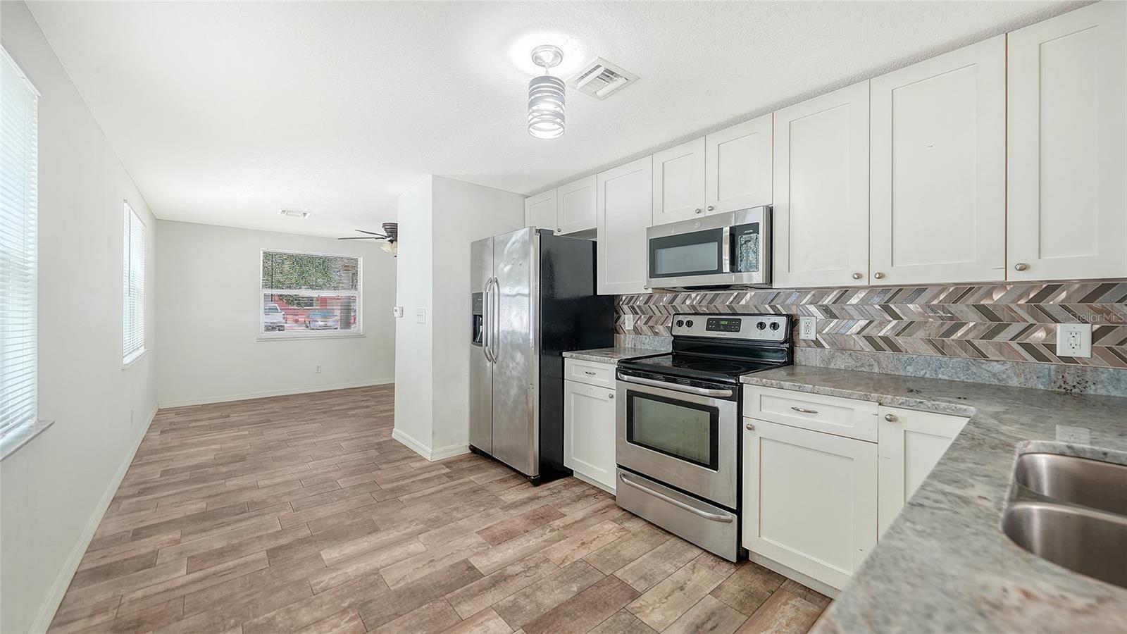 5617 6TH STREET CT E #A & B — photo 27