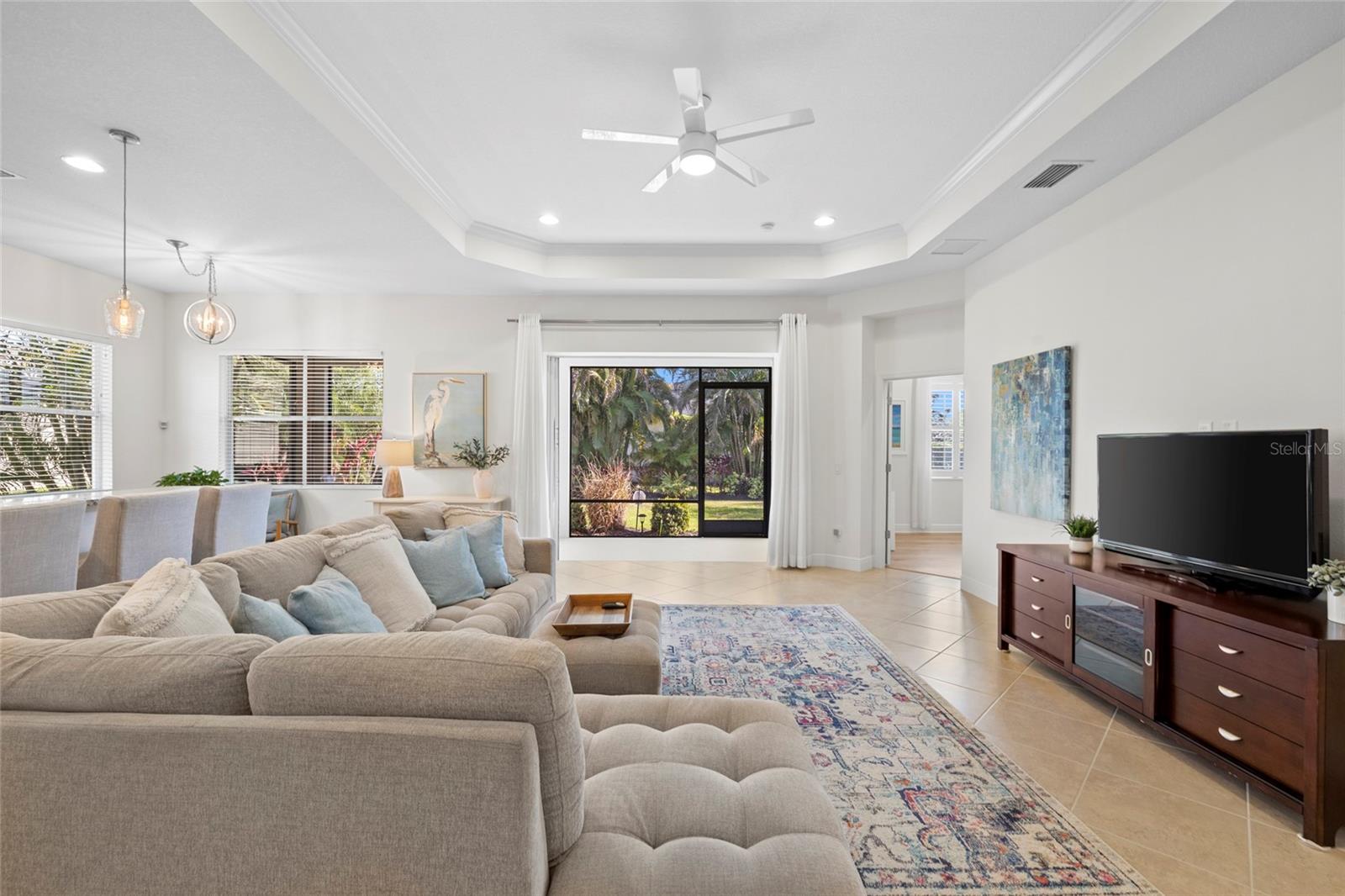 4623 CLAREMONT PARK DR — photo 3