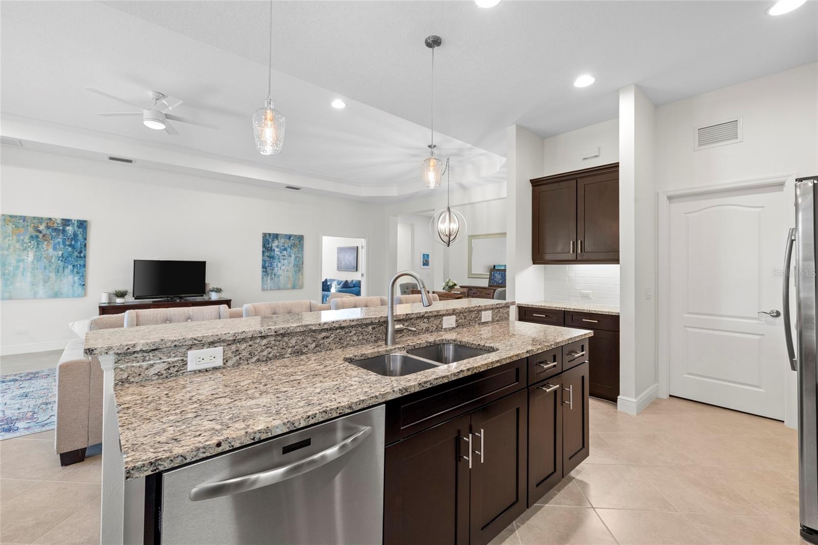 4623 CLAREMONT PARK DR — photo 15