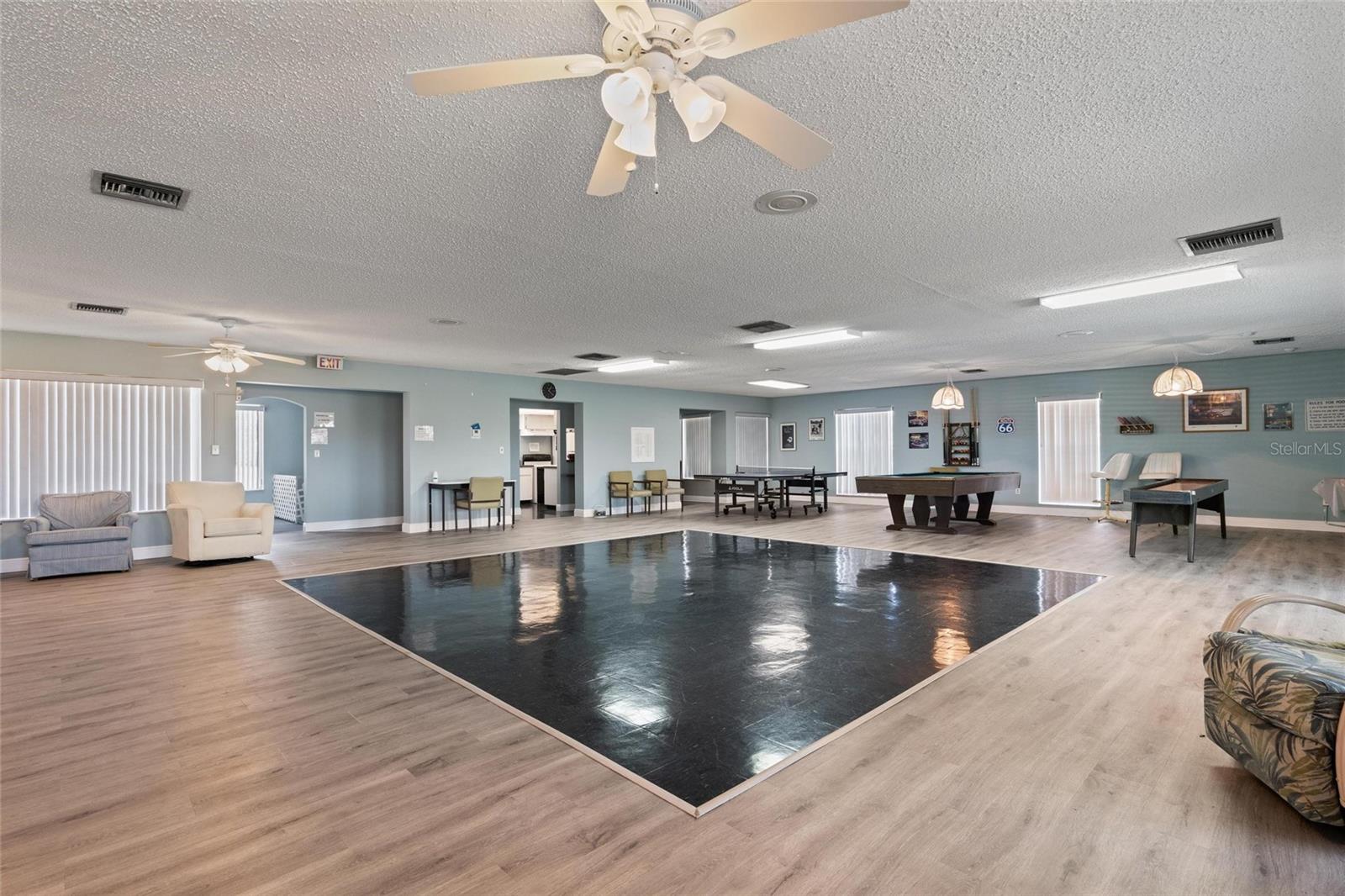 225 COUNTRY CLUB DR #E343 — photo 40