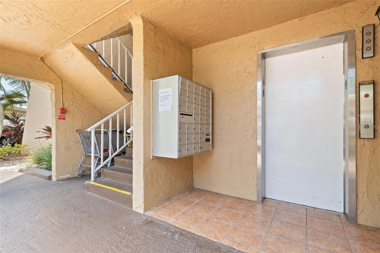 225 COUNTRY CLUB DR #E343 — photo 36