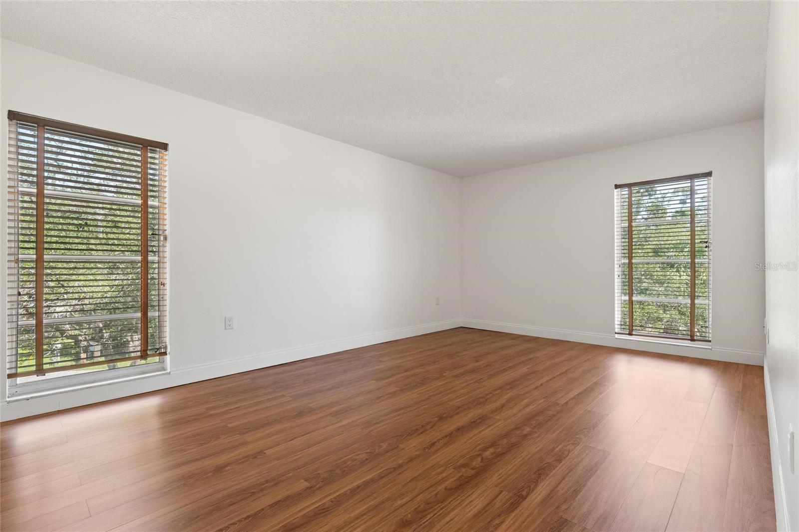 225 COUNTRY CLUB DR #E343 — photo 20